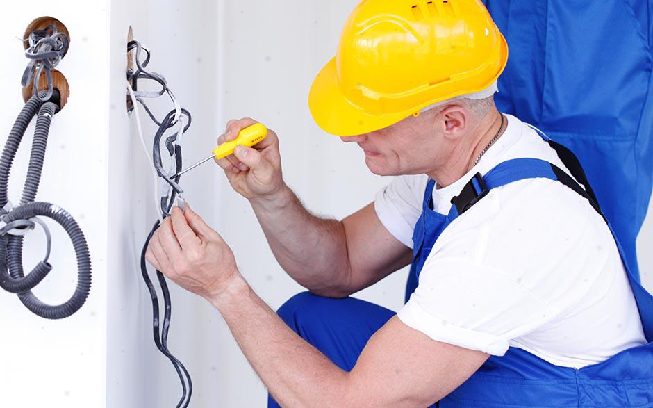 tarif horaire électricien Paris 20